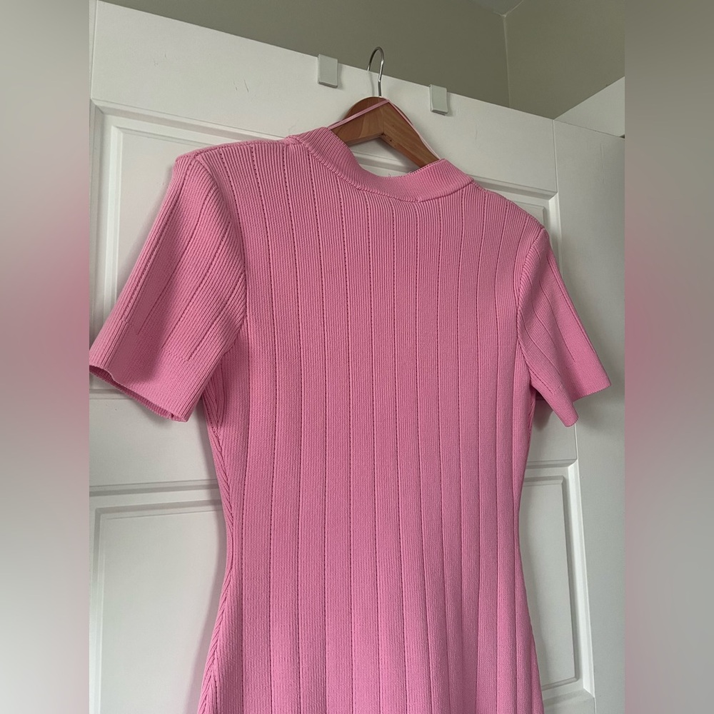 NWT Anthropologie- ENDLESS ROSE Shank Button V Neckline Knit Mini Dress. Size M. - Picture 11 of 15